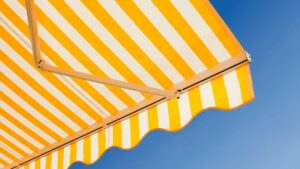 come-pulire-le-tende-da-sole-chemicalroadmaster